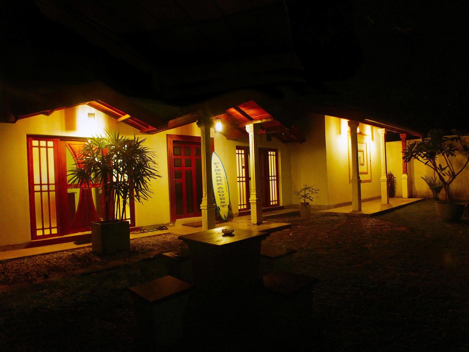 Finlanka Guest Bed and Breakfast Galle Esterno foto